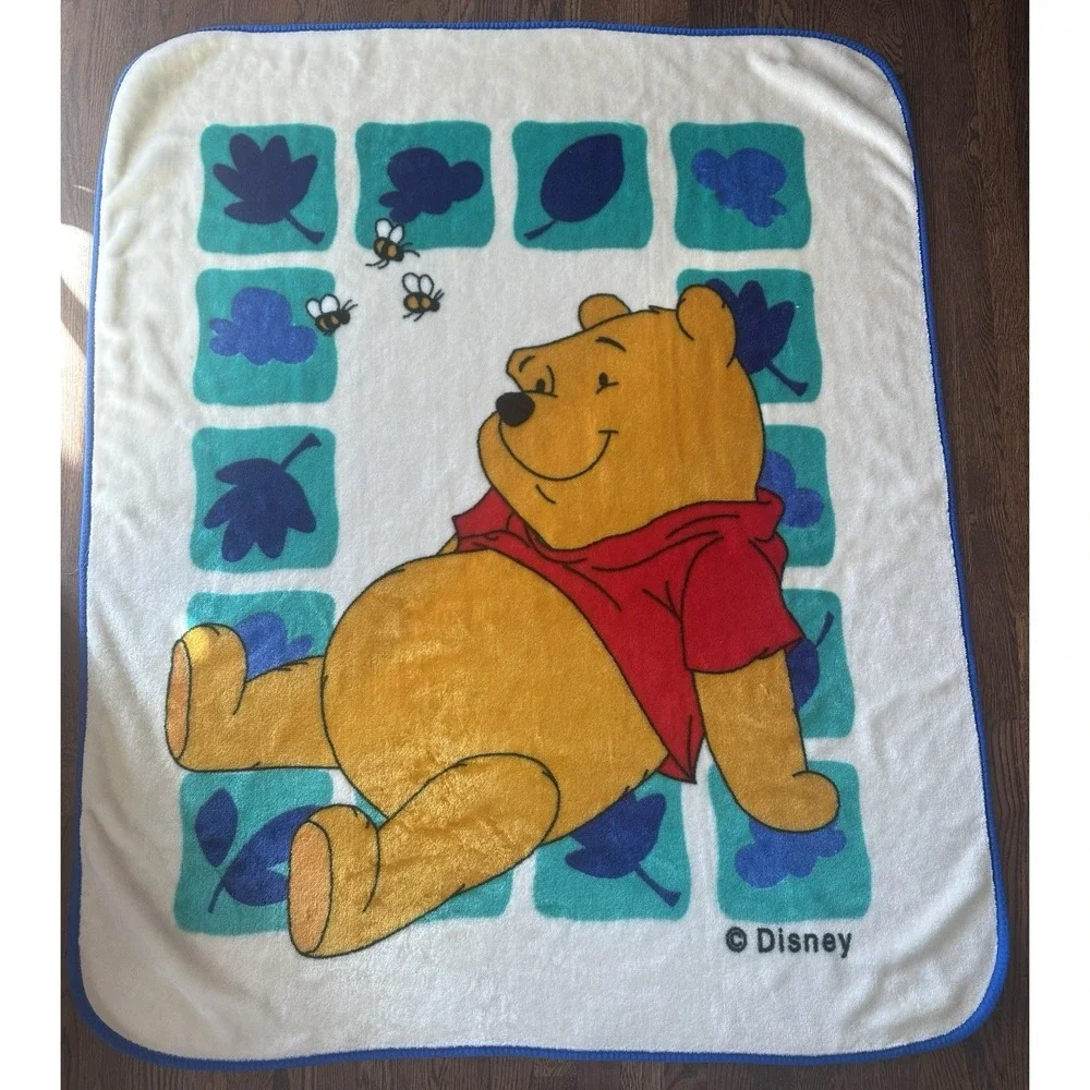 Vintage Disney‎ Winnie the Pooh Plush Blanket Throw 49.5